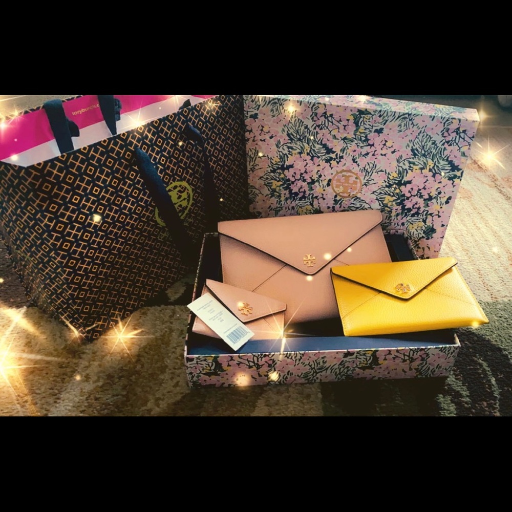Tory Burch Carter envelope trio set